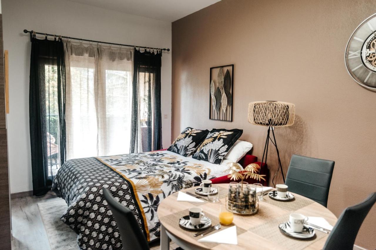 Uzès Appartement Moderne Central Avec Piscine, Garage Prive Et Terrasse Sud מראה חיצוני תמונה
